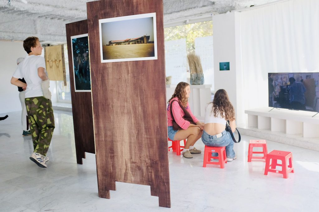 "Research for Identity" installation de Maï Lucas